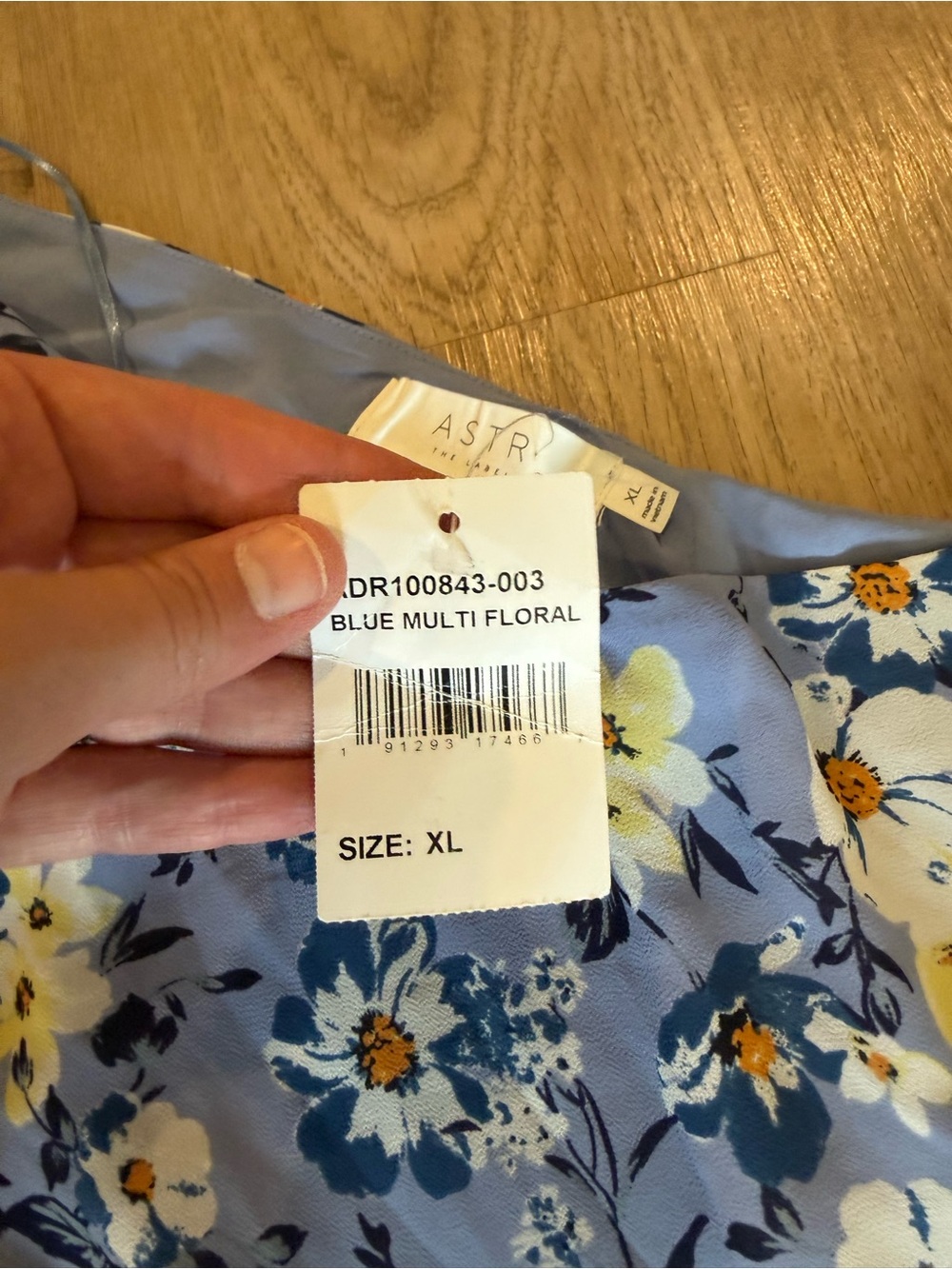Astr One-Shoulder Blue Floral Ruffle‎ Dress - Picture 5 of 13